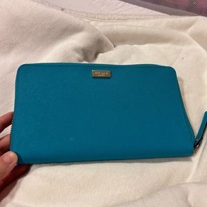 Large Kate Spade Wallet
